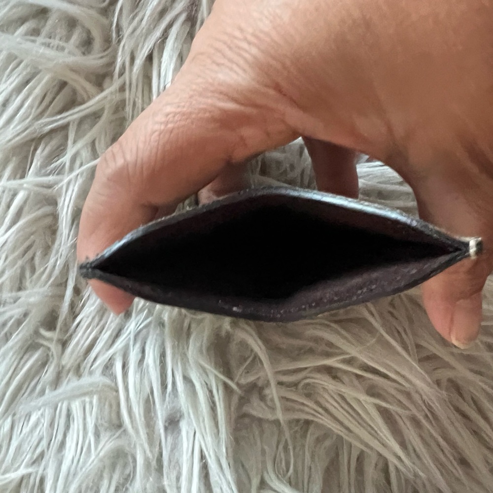 Authentic Gucci Pouch - Picture 9 of 10